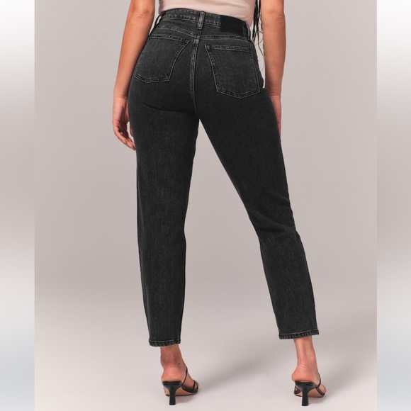 Abercrombie & Fitch “The Mom Highrise Jeans” - Picture 2 of 6